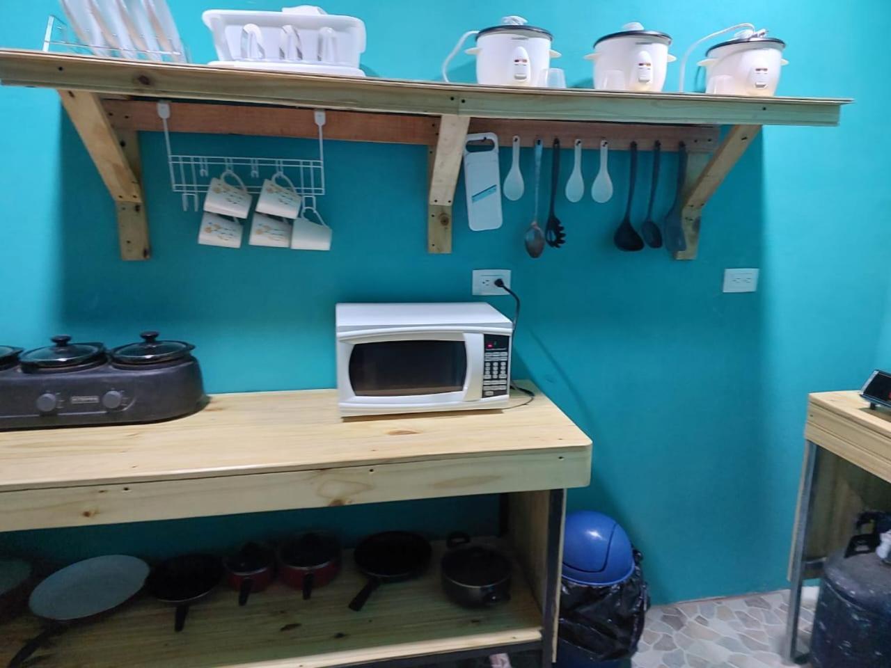 Residencia Las Brisas Griegas Quepos Exterior foto