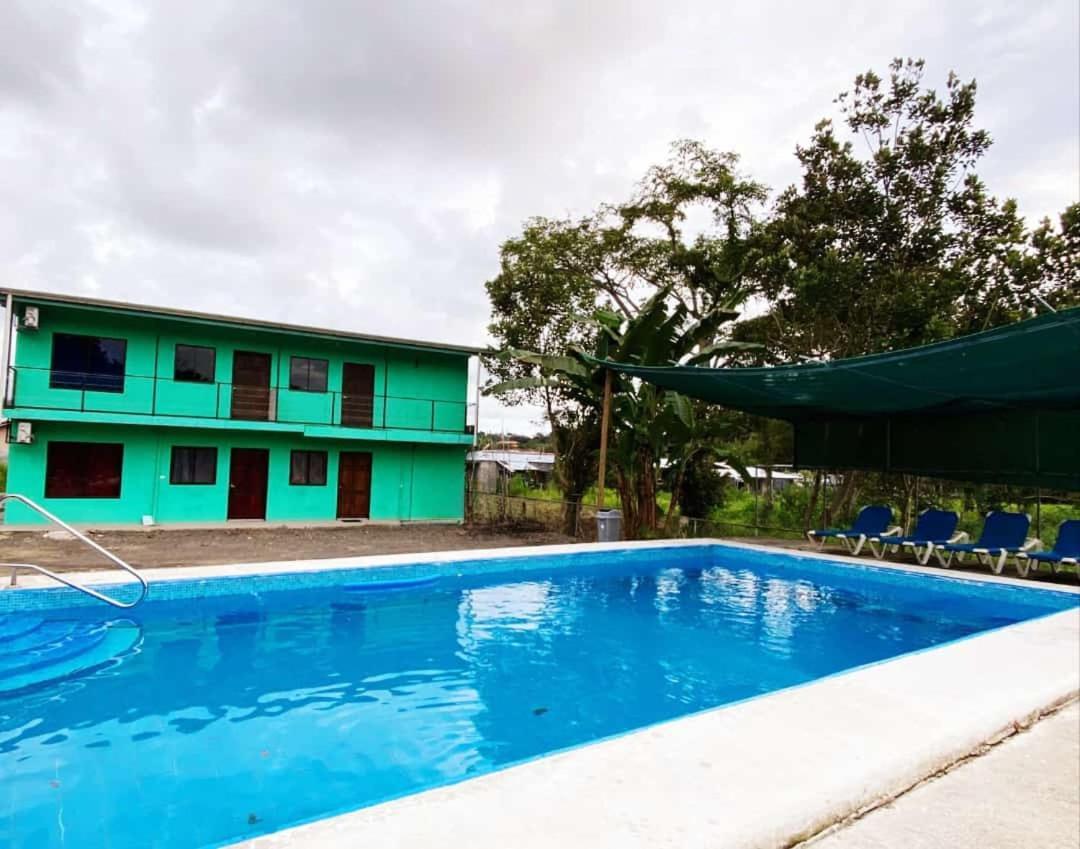 Residencia Las Brisas Griegas Quepos Exterior foto